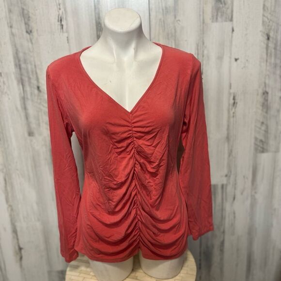 Orange top - Picture 1 of 6